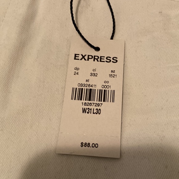 Not Available Anymore. Never worn. Express Mens white Skinny Jeans - Picture 3 of 3